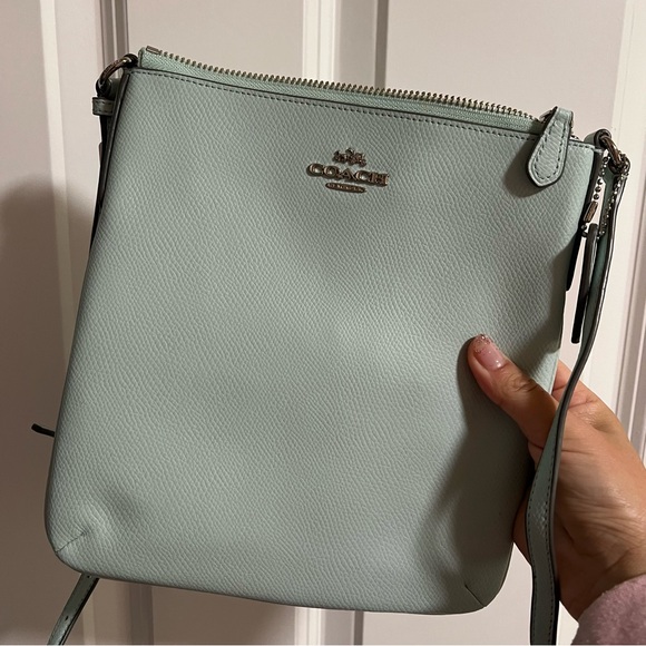 Coach mini crossbody bag NWT - Picture 4 of 9